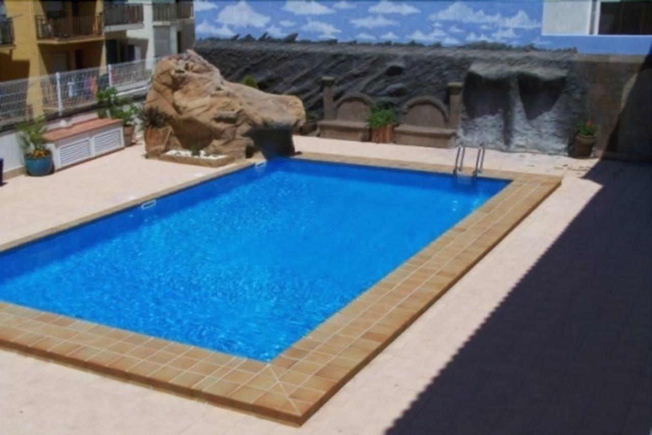 Apartamentos Marineu Salsadellans 阿尔考斯布里 外观 照片